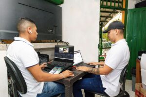 foto del personal de la subasta-virtual-asoregan